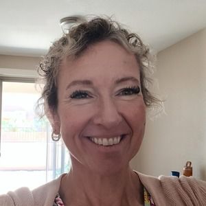 Meet your Posher, Tory